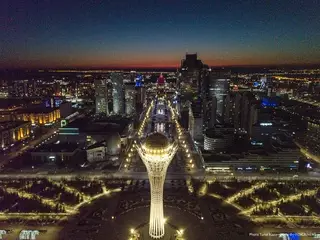 Небо Нур-Султана подсветят "лучами добра"