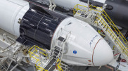 Космический корабль Илона Маска впервые запустит NASA