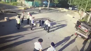 Наезд на блокпост в Алматы: появились кадры с камеры наблюдения