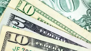 Курс доллара снижается в обменниках