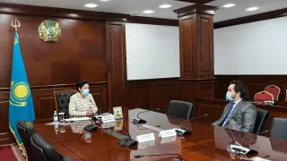 Знаменитый оперный певец стал советником Абдыкаликовой