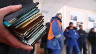 36 человек прописались в гараже жителя Актау