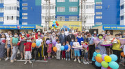 Ключи от новых квартир получили многодетные семьи в Усть-Каменогорске