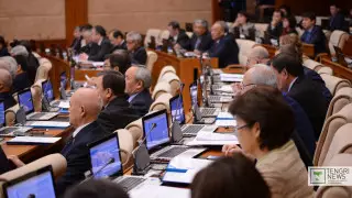 Токаев подписал поправки об оппозиции