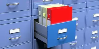 Депутаты обеспокоены передачей нацархивов в частные руки