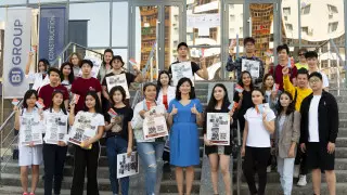 "Книги гордости" вручили юным волонтерам в Нур-Султане