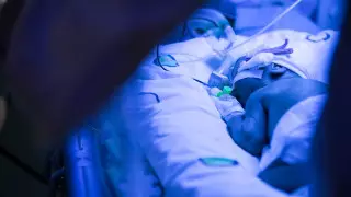 Младенца, завернутого в полотенце, нашли в селе в Туркестанской области