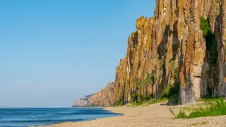 Горы, в которых прячутся древние боги. Как появились загадочные Ленские столбы