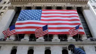 В США заявили о "непостижимом исчезновении" COVID-19