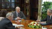 Лукашенко поручил "прошерстить пузатых буржуев"