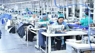 СРО Qaz Textile Industry поздравила своих коллег с профессиональным праздником