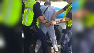 Вооруженное ограбление в Усть-Каменогорске попало на видео