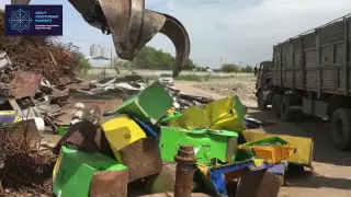 Уничтожение игровых автоматов сняли на видео в Алматы