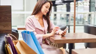 Как будут работать алматинские кафе в ТРЦ