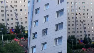 Девушка выпрыгнула вслед за парнем из окна высотки в Нур-Султане