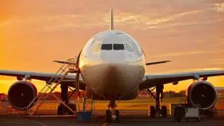 Сертификаты 2 авиакомпаний приостановлены в Казахстане