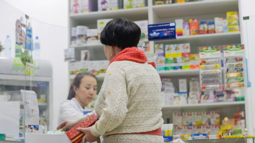 Парацетамол исчез из аптек Алматы и Нур-Султана