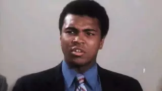 Сын Мохаммеда Али о BLM: "Отец назвал бы их дьяволами и сказал, что все жизни имеют значение"