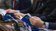 5 человек претендуют на одно место сенатора