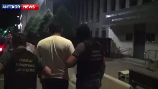 Задержание чиновника сняли на видео в Алматы