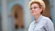 Малышева назвала лекарства, которые спасли ее 87-летнюю маму при COVID-19