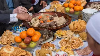 Токаев о несоблюдении карантина: Госорганы оправдываются менталитетом казахстанцев