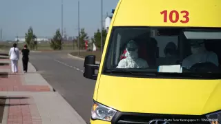 Тесты на коронавирус будут делать в каретах скорой помощи