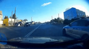 Преследователя полицейского не могут найти в Уральске