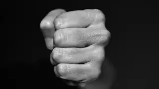 Мужчина забил до смерти 77-летнюю бабушку в Алматинской области