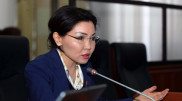 Депутат из Кыргызстана отдала свою зарплату на помощь медикам