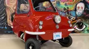 Самое маленькое авто в мире выставили на торги в Канаде