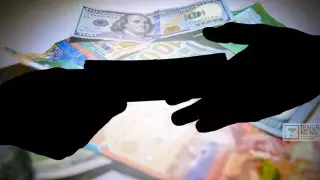 "Өзенге секіріп, ағып кете жаздаған". Алматы облысында шенеунік пара алды деген күдікке ілінді
