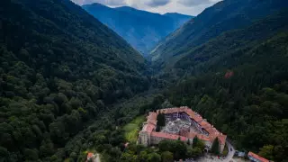 Горы бога-громовержца и озера из слез. 10 лучших недорогих достопримечательностей Болгарии