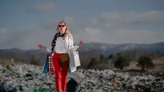 Салфетка в помаде и украденные продукты. С чем сталкиваются казахстанские покупатели