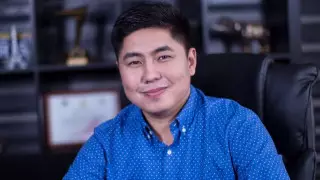 Өз елінен ақша ұрлағанын мақтан тұтады - Нұртас Адамбай жемқорлар туралы