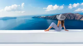 Греция хочет привлечь туристов 50-процентными скидками на авиабилеты