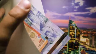 Жители городов зарабатывают на 40 процентов больше сельских - аналитики