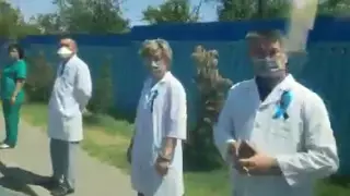 Акимат решил не наказывать главврача за акцию с шымкентскими медиками