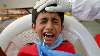 Названы люди, которые могут оказаться невосприимчивы к COVID-19