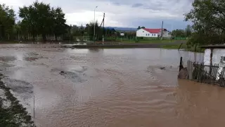 Из затопленных домов в ВКО эвакуировали людей