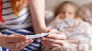 Как лечить детей от коронавируса дома, рассказал врач