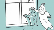 Сидел за окном 2-го этажа ради умирающей матери. История мужчины растрогала Сеть