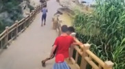 Скальная тропа в Актау пострадала от вандалов