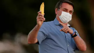 На президента Бразилии подали в суд из-за коронавируса