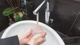 Горячую воду отключат в двух районах Алматы