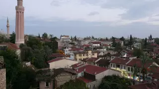 21-летнюю казахстанку ищут 2,5 месяца в Турции