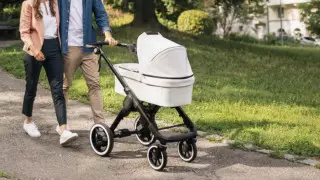 Тугжанов попросил казахстанцев не гулять с новорожденными