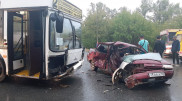 Пассажирский автобус попал в ДТП в Уральске: погиб мужчина