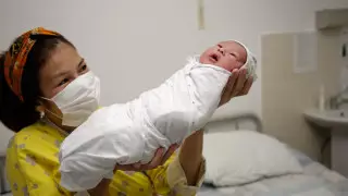 Малыша, родившегося в Атырау, назвали в честь Абая