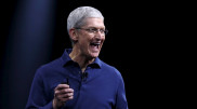 Глава Apple официально объявлен долларовым миллиардером